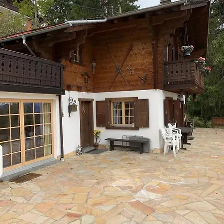 シャレー Chalet Bellevue *